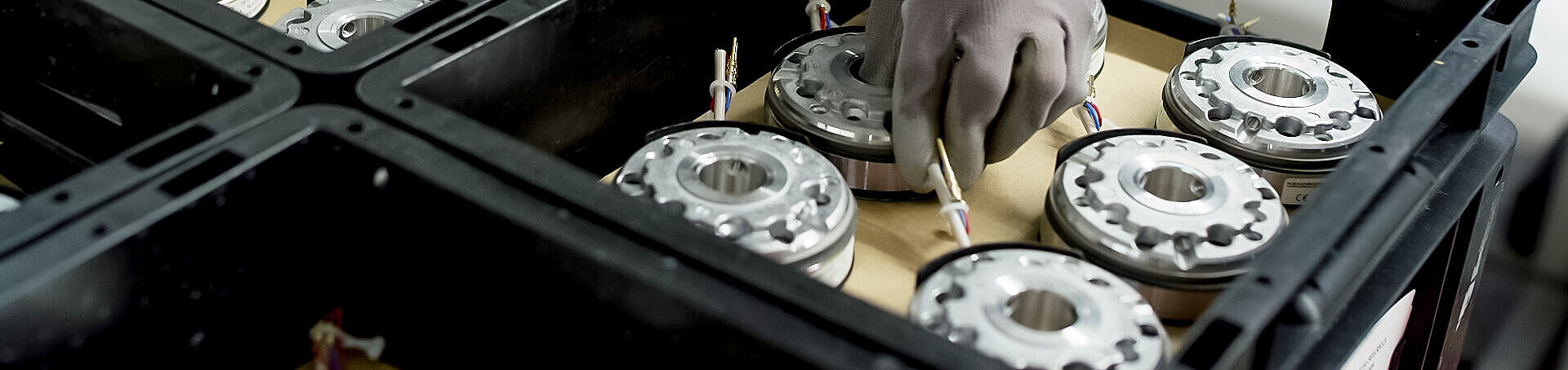 Kendrion permanent magnet brakes for integrated installation in medical technology and non-motor applications